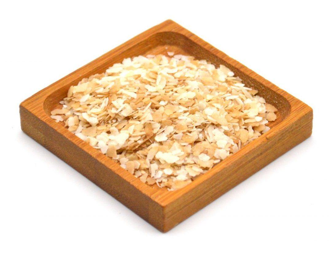 Smoked Hickory Flaked Salt - The Marks Trading Company